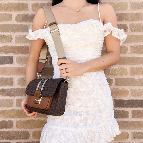 Michael Kors Flap Should Bag Brown MK Gold Stripe - Picture 2 of 6